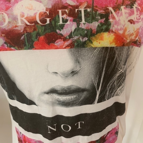 Express Valentines tee shirt , size M - Picture 4 of 6